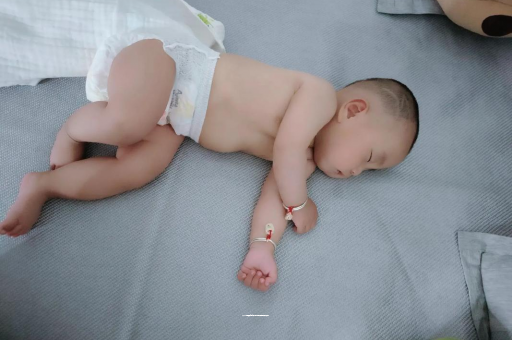 成都试管代怀宝宝身高体重